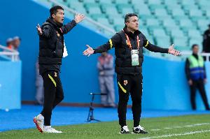 安东尼奥：此刻我是世界最幸福的教头 相信邵佳一会帮大将走出来